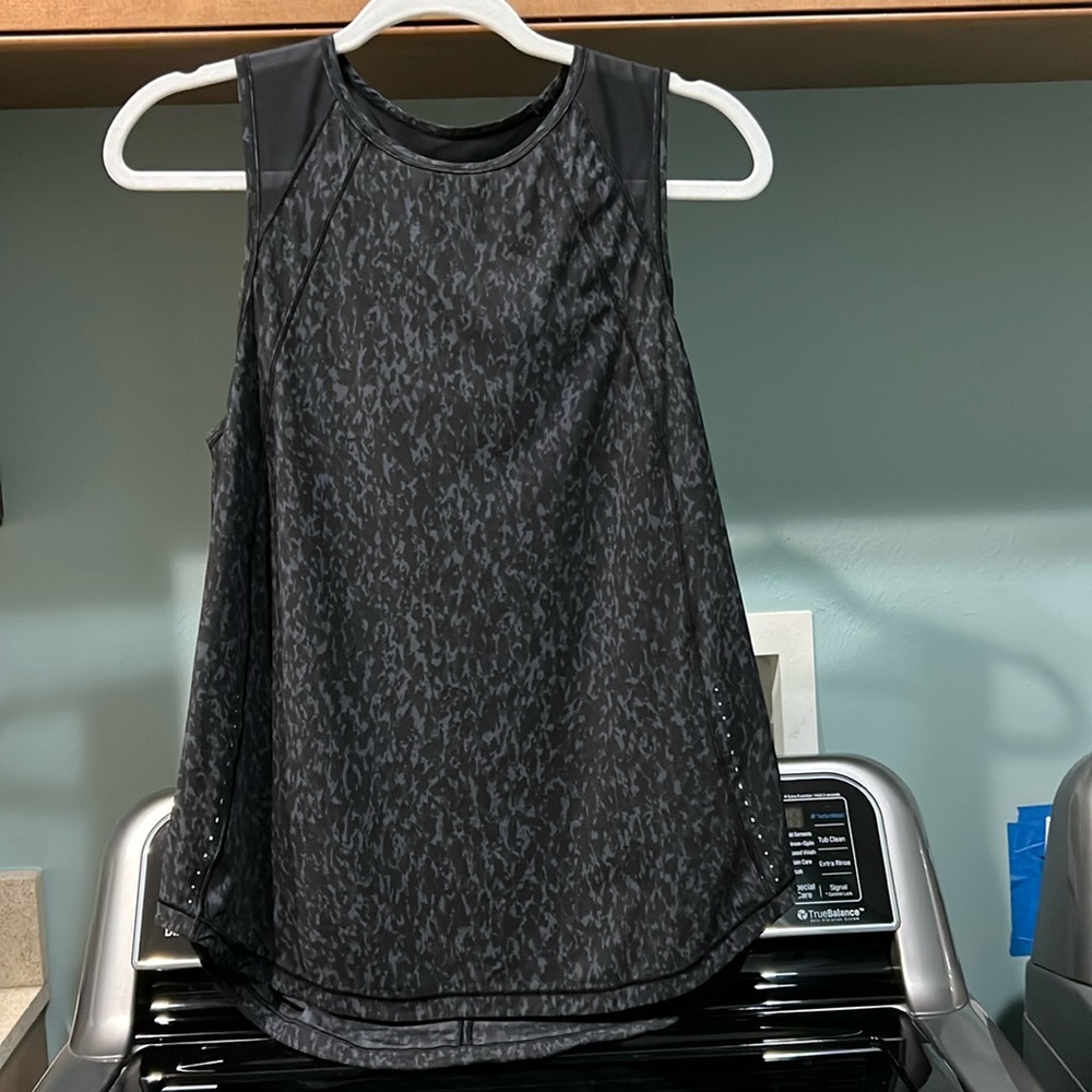 Lululemon Sculpt Tank